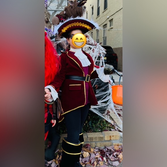 Kids Pirate Costume with Gold Trim - Picture 2 of 11